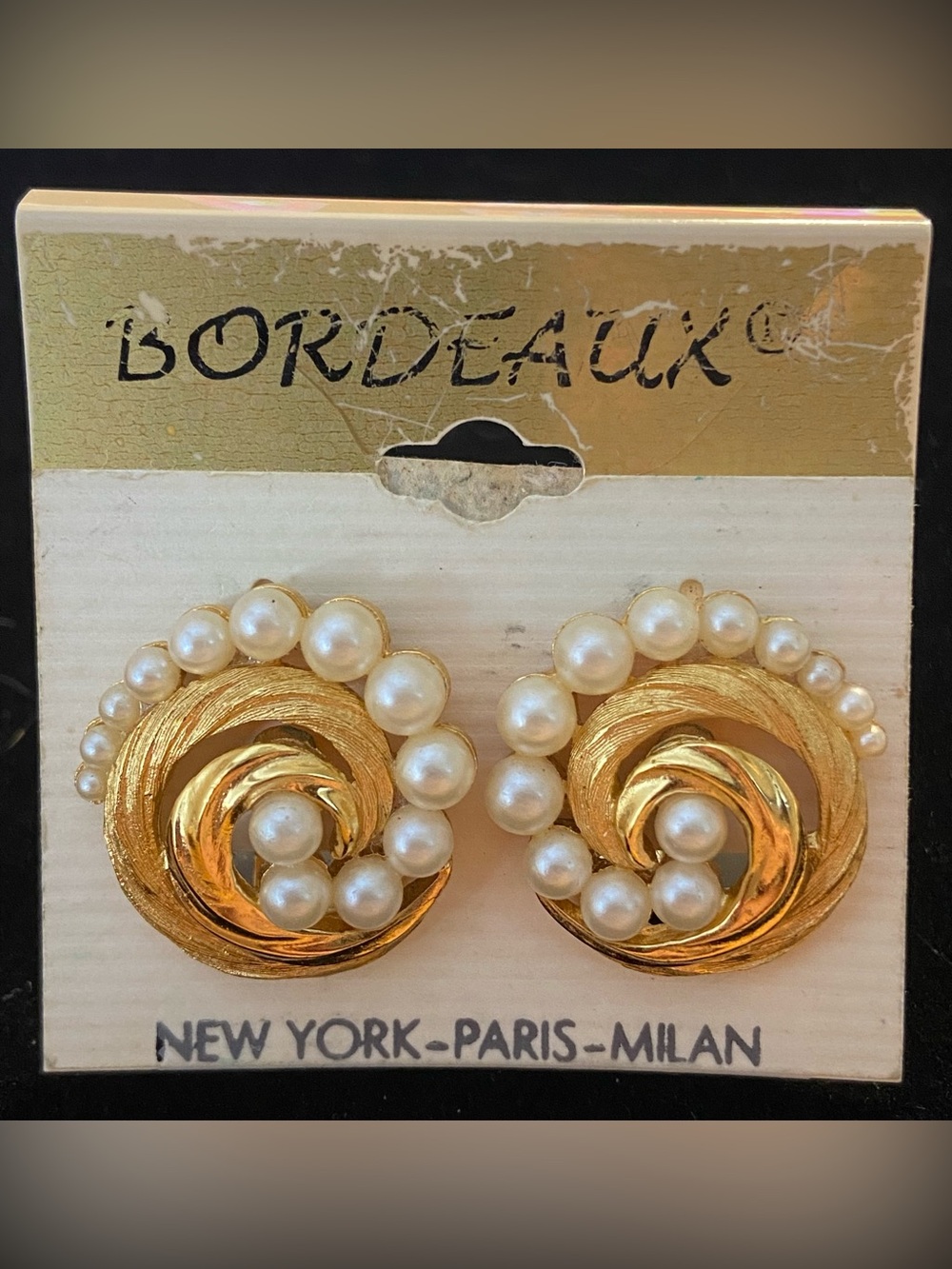 1950 Vintage Crown Trifari Clip On Earrings Pair Gold Tone Imitation Pearl NOS